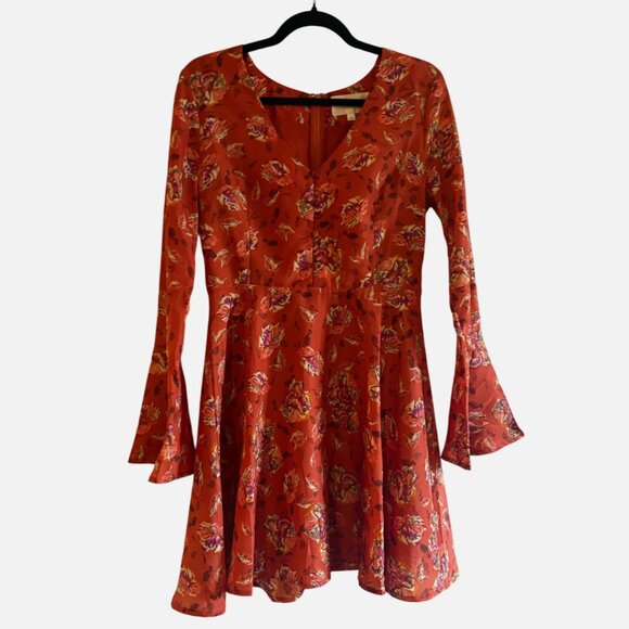 J.O.A. LA Brand Dress Orange Bell Sleeves Siez M, V Neck, Zipper Closure, Lined - Picture 1 of 15